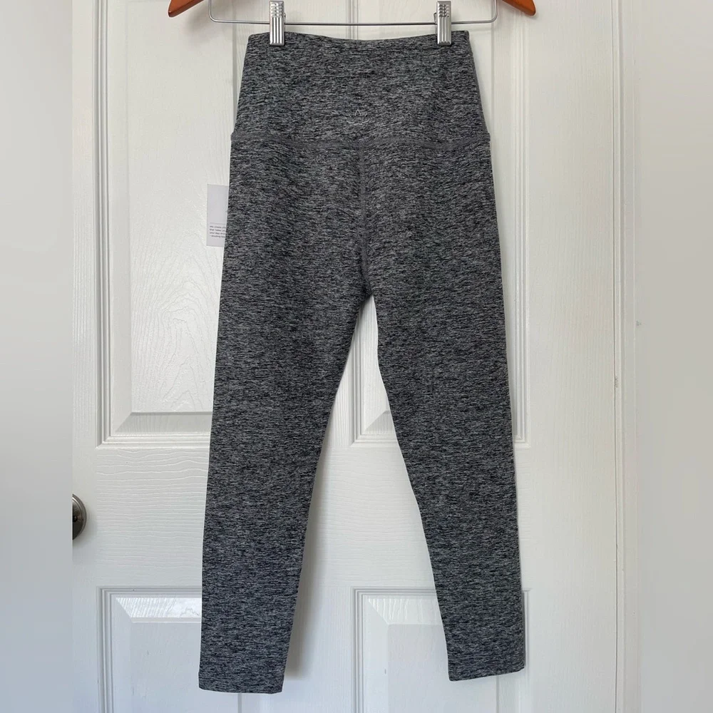 Beyond Yoga capri (S) - Picture 7 of 13
